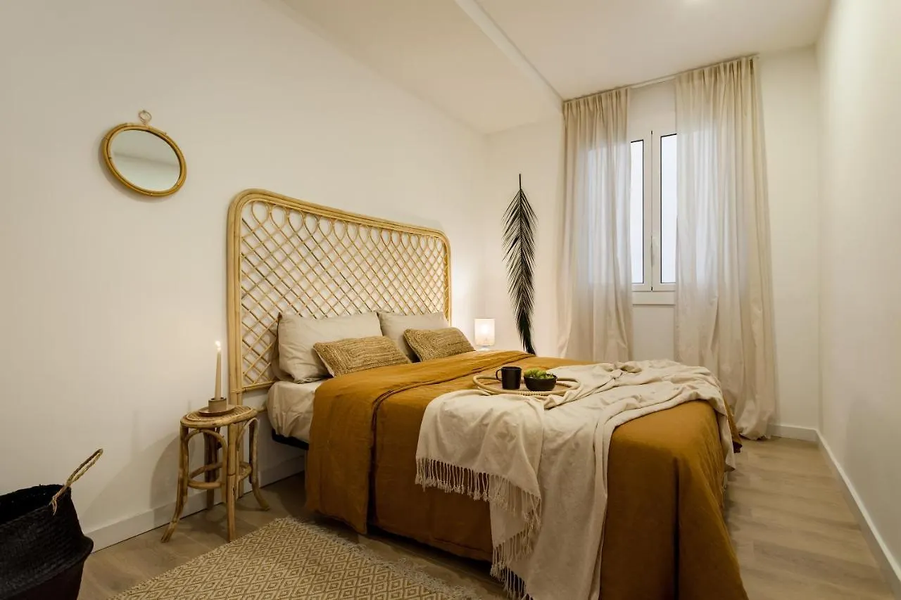 Taman - Three Bedroom Apartment In Casanova Street Barcelona Španělsko